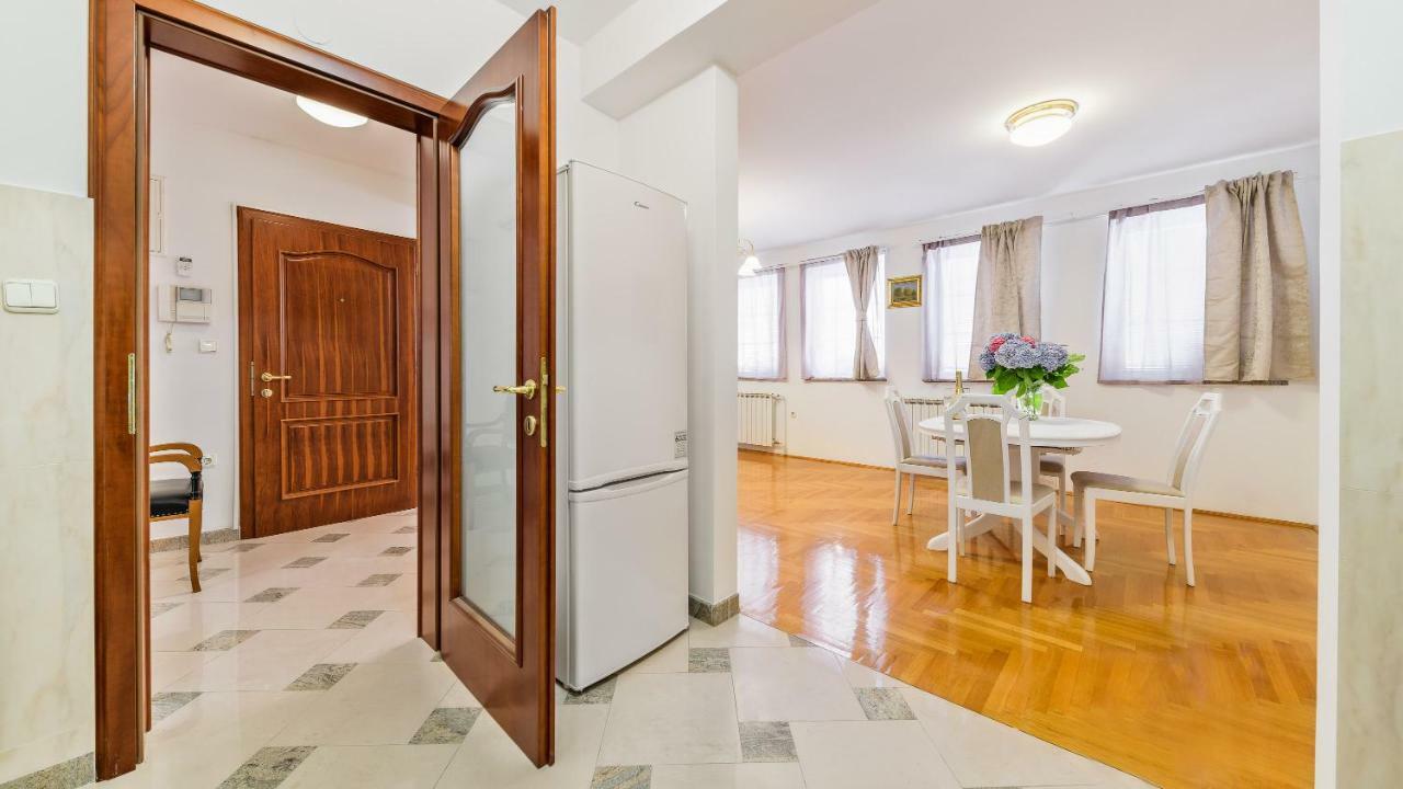 Central Apartment Smiley - Free Parking Zagreb Exterior foto